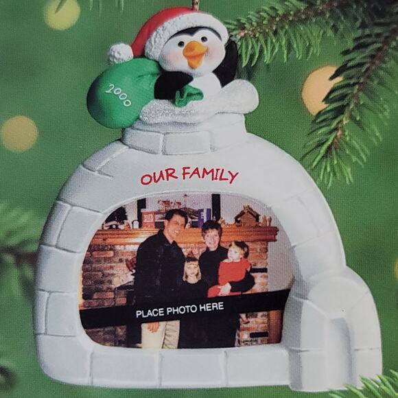 VTG Penguin Lot Ornaments Figurines Earrings Christmas Variety Y2K Hallmark GUC - Picture 10 of 16